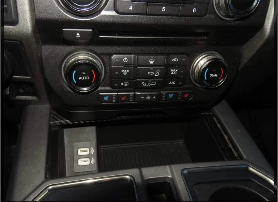 2017 Ford F-150 Raptor 13th Gen - Image 10 of 15