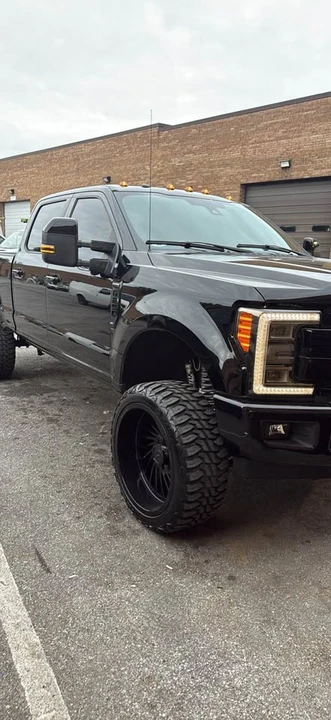 2017 Ford Super Duty 4th Gen - Image 3 of 15