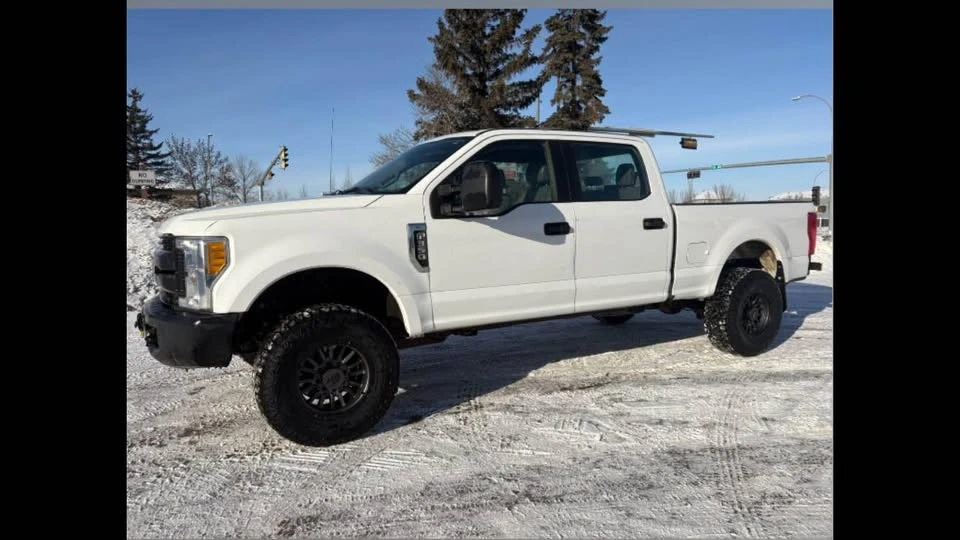 2017 Ford Super Duty 4th Gen - Image 2 of 10
