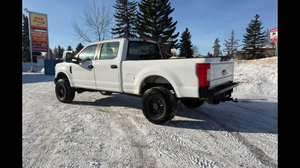 2017 Ford Super Duty 4th Gen - Image 5 of 10