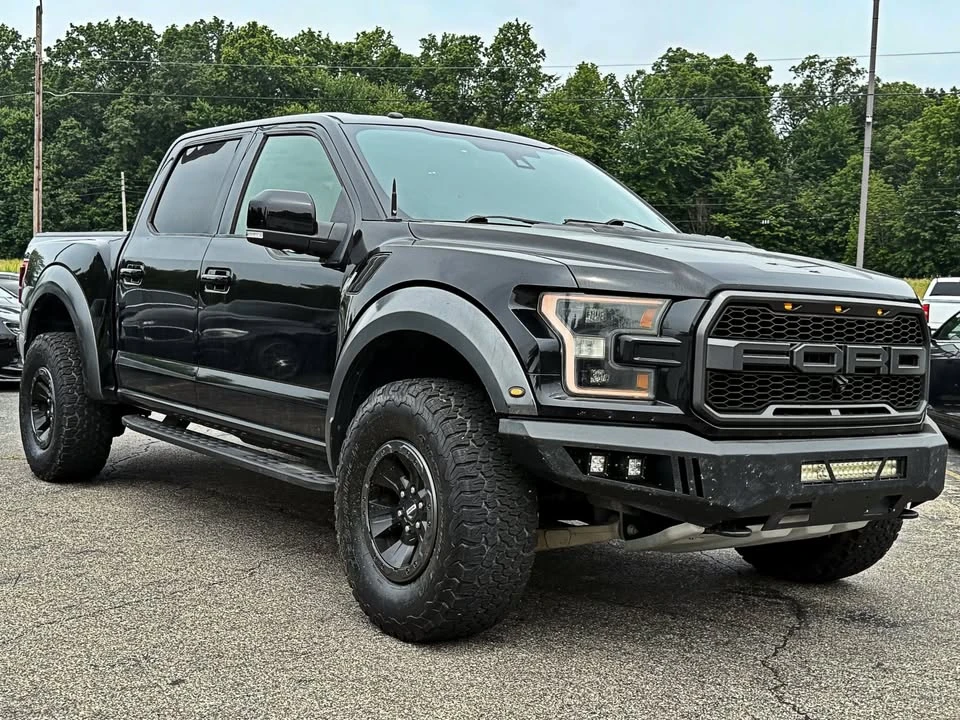 2017 Ford F-150 Raptor 13th Gen - Image 17 of 18