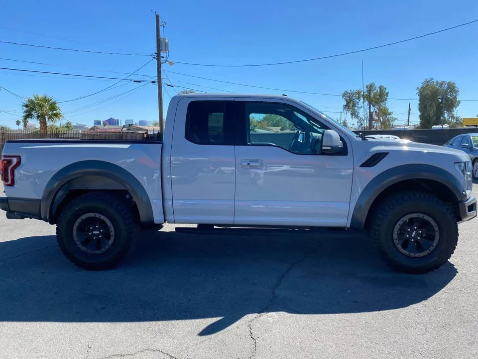 2017 Ford F-150 Raptor 13th Gen - Image 2 of 20