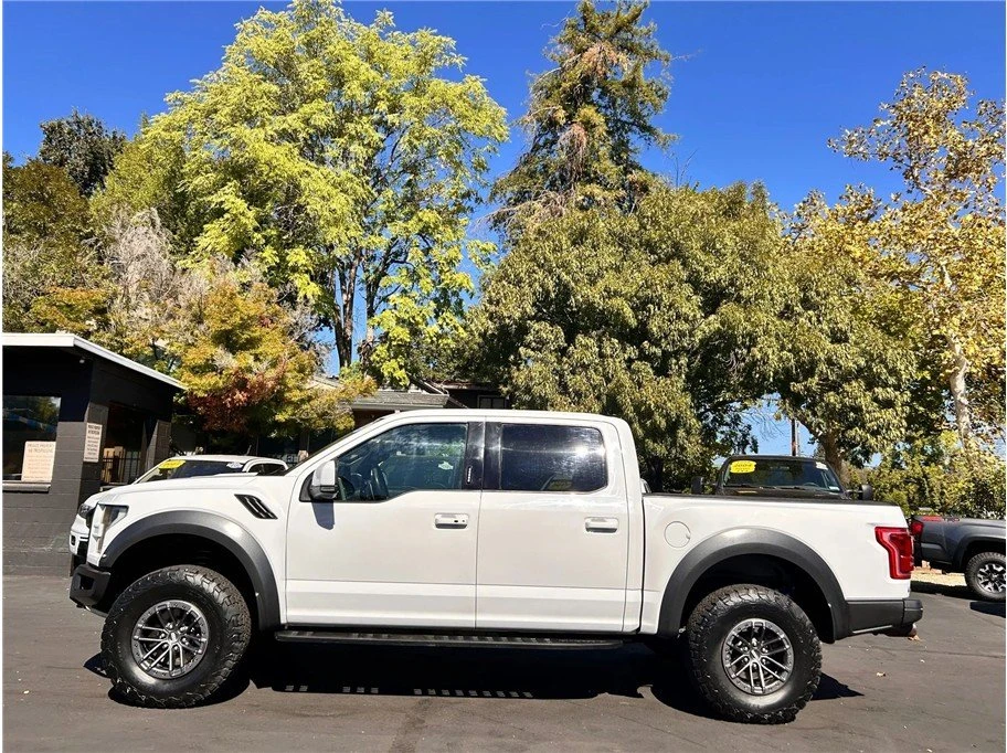 2017 Ford F-150 Raptor 13th Gen - Image 7 of 19