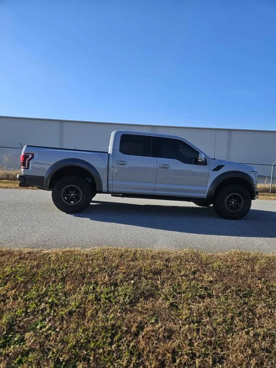 2017 Ford F-150 Raptor 13th Gen - Image 4 of 12