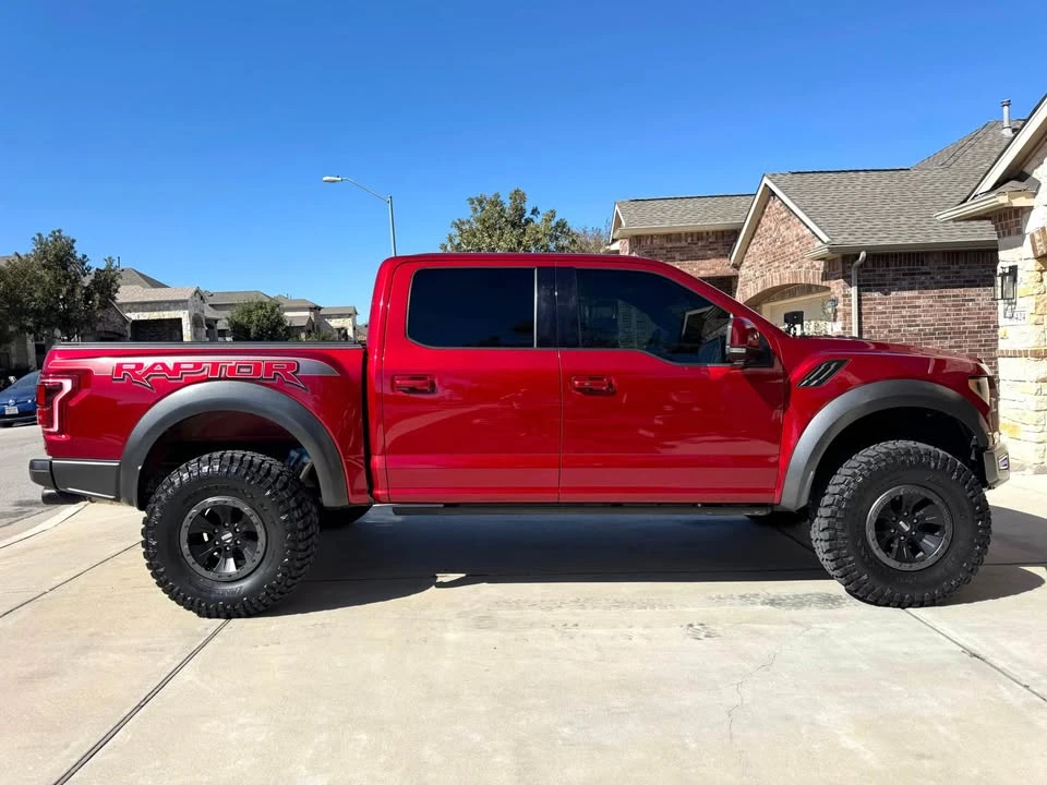 2017 Ford F-150 Raptor 13th Gen - Image 4 of 10