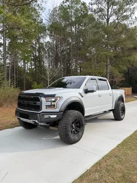 2017 Ford F-150 Raptor Supercrew Cab