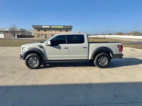 2017 Ford F-150 Raptor SuperCrew