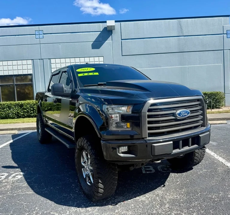 2017 Ford F-150 13th Gen - Image 4 of 13