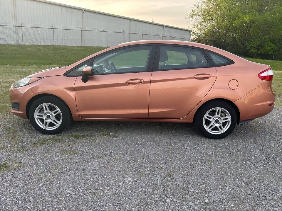 2017 Ford Fiesta - Image 2 of 15