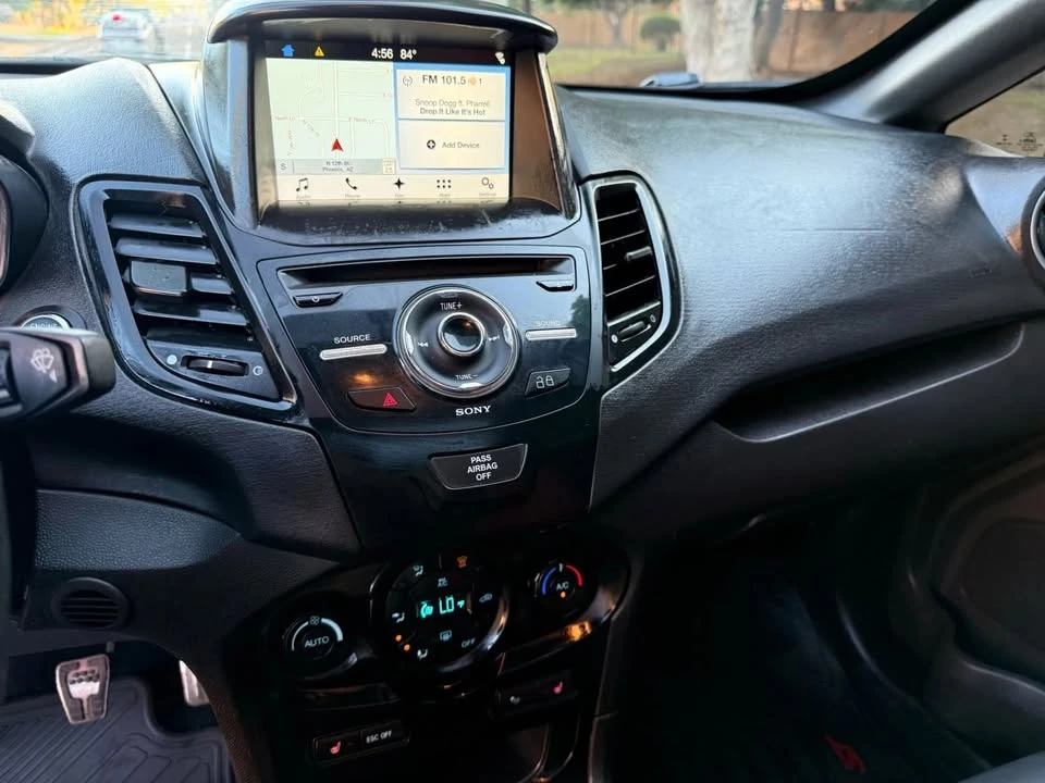 2017 Ford Fiesta - Image 15 of 20
