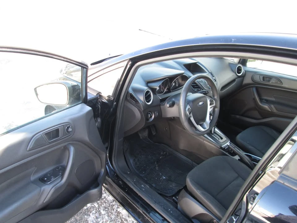 2017 Ford Fiesta - Image 6 of 10