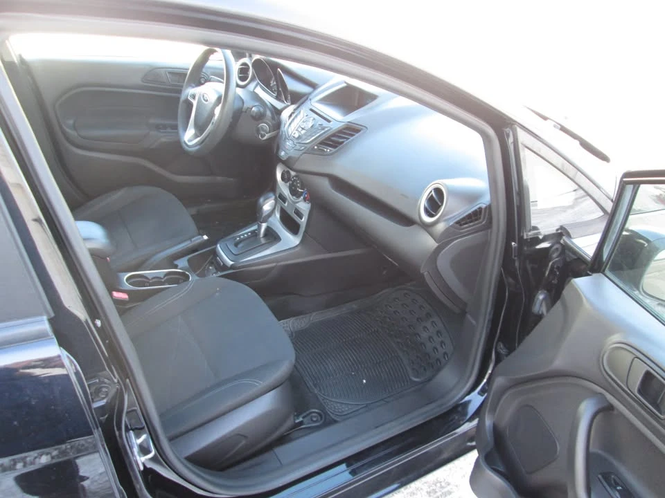 2017 Ford Fiesta - Image 9 of 10