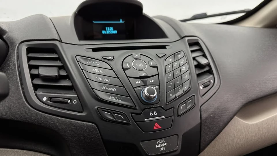 2017 Ford Fiesta - Image 14 of 20