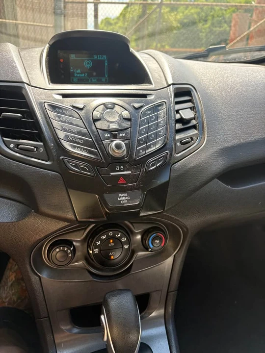 2017 Ford Fiesta - Image 7 of 10