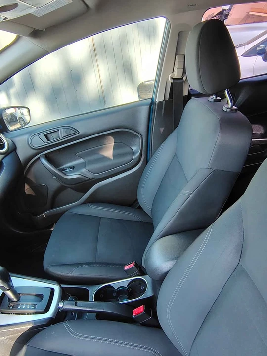 2017 Ford Fiesta - Image 9 of 15