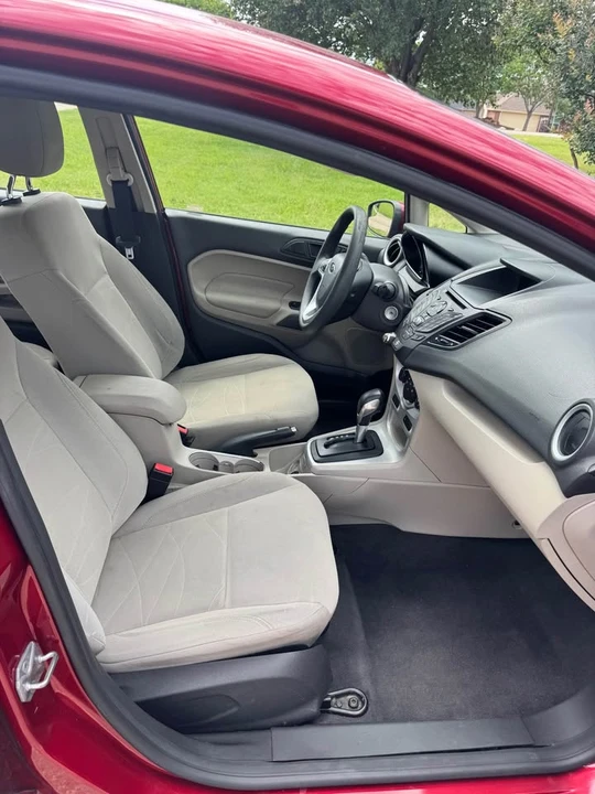 2017 Ford Fiesta - Image 14 of 17