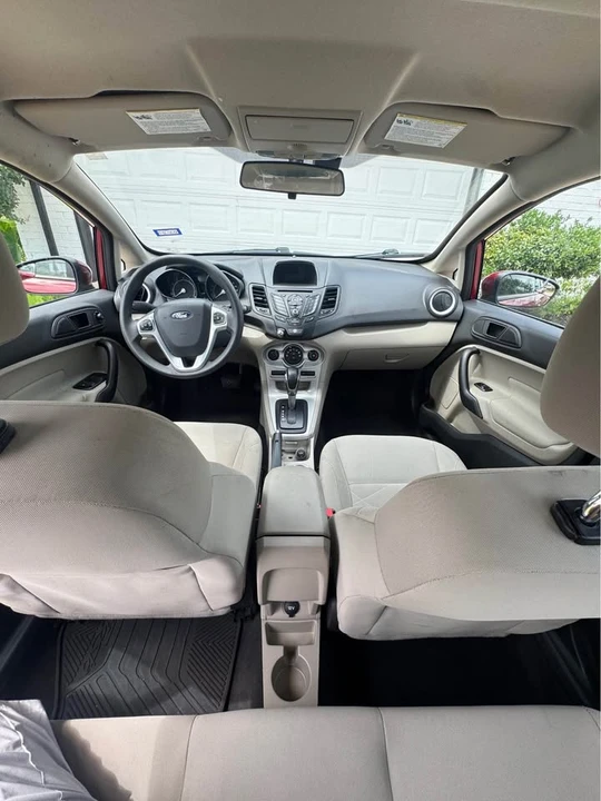 2017 Ford Fiesta - Image 12 of 17