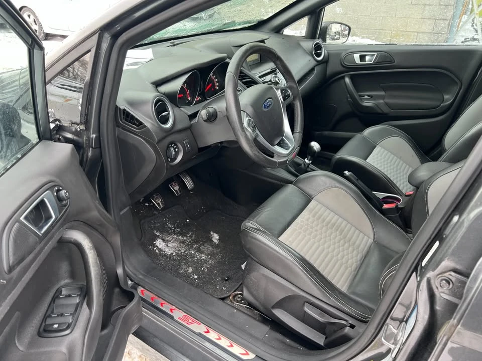 2017 Ford Fiesta - Image 8 of 17