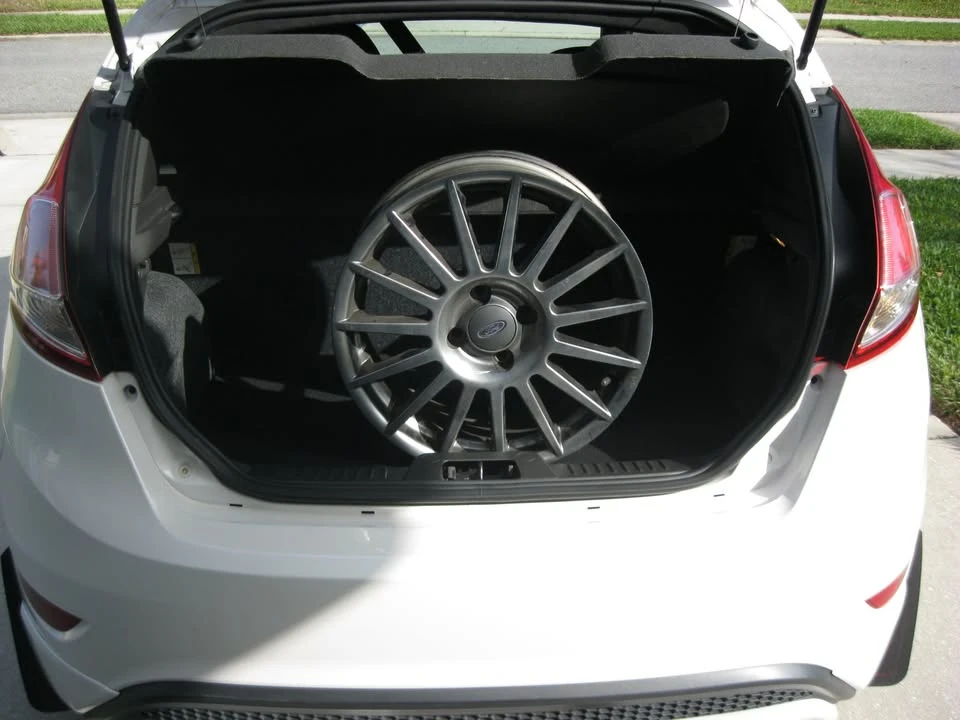 2017 Ford Fiesta - Image 10 of 21