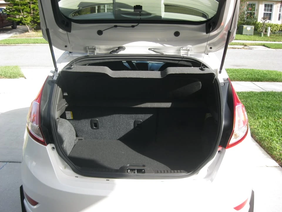 2017 Ford Fiesta - Image 8 of 21