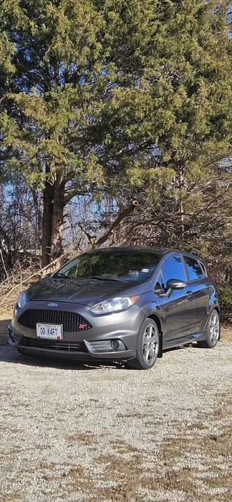 2017 Ford Fiesta - Image 2 of 6