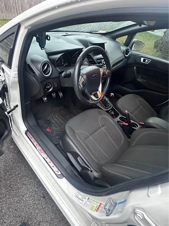 2017 Ford Fiesta - Image 10 of 13
