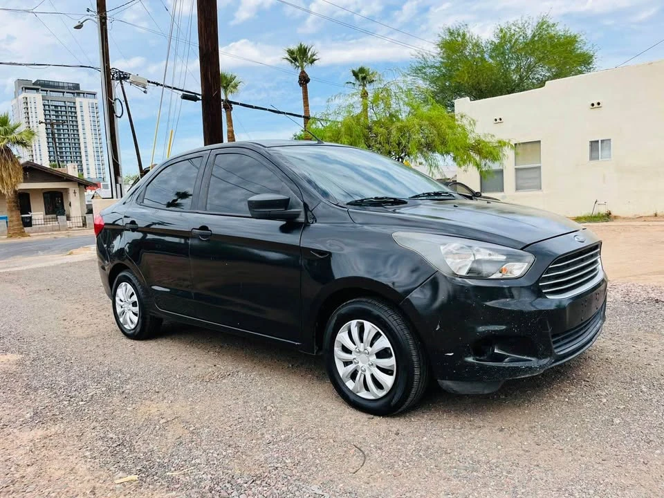 2017 Ford Fiesta - Image 2 of 5