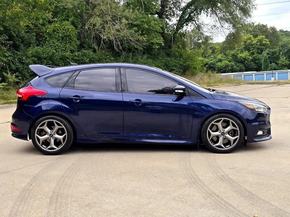 2017 Ford Focus ST 3rd Gen - Image 8 of 19