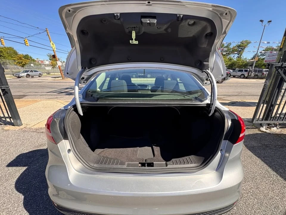 2017 Ford Focus 3rd Gen - Image 8 of 16