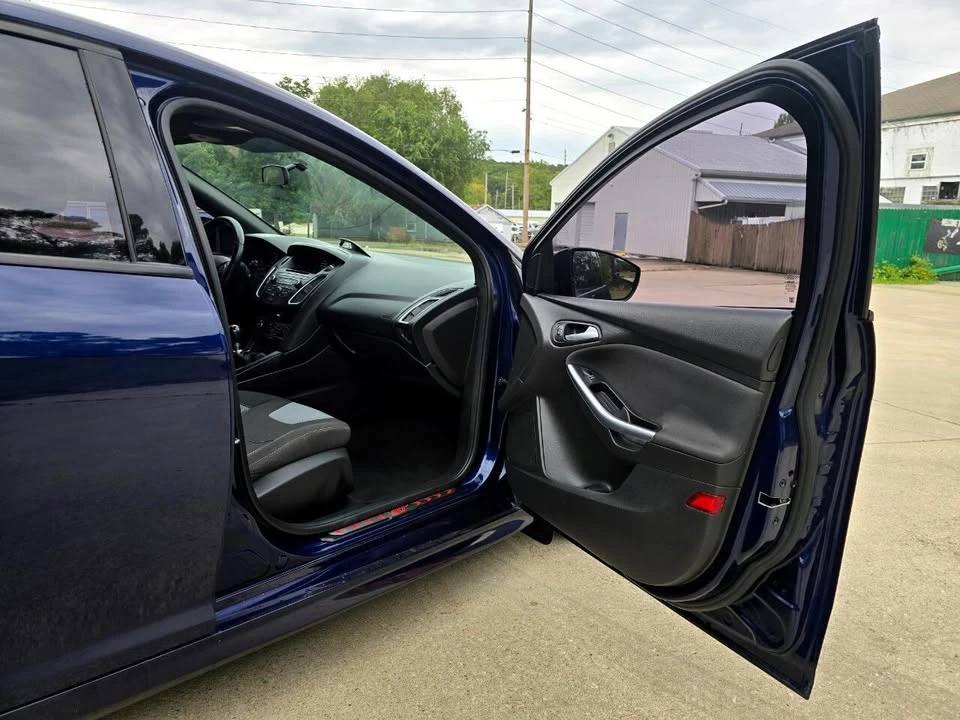 2017 Ford Focus ST 3rd Gen - Image 18 of 19