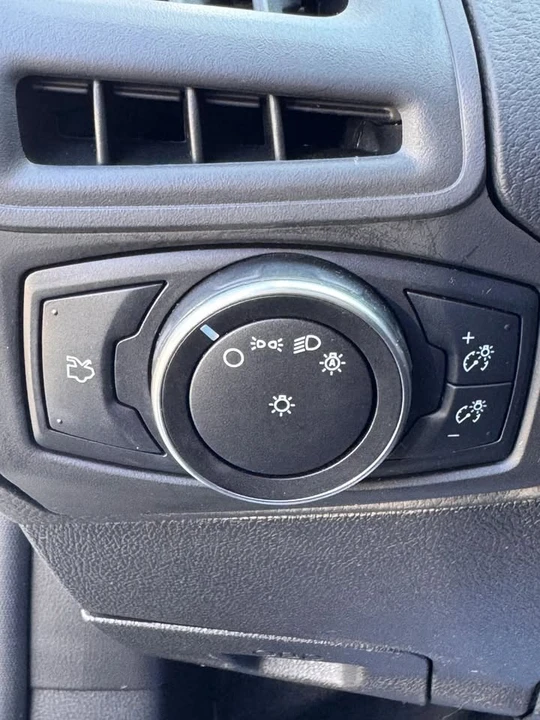 2017 Ford Focus 3rd Gen - Image 15 of 19