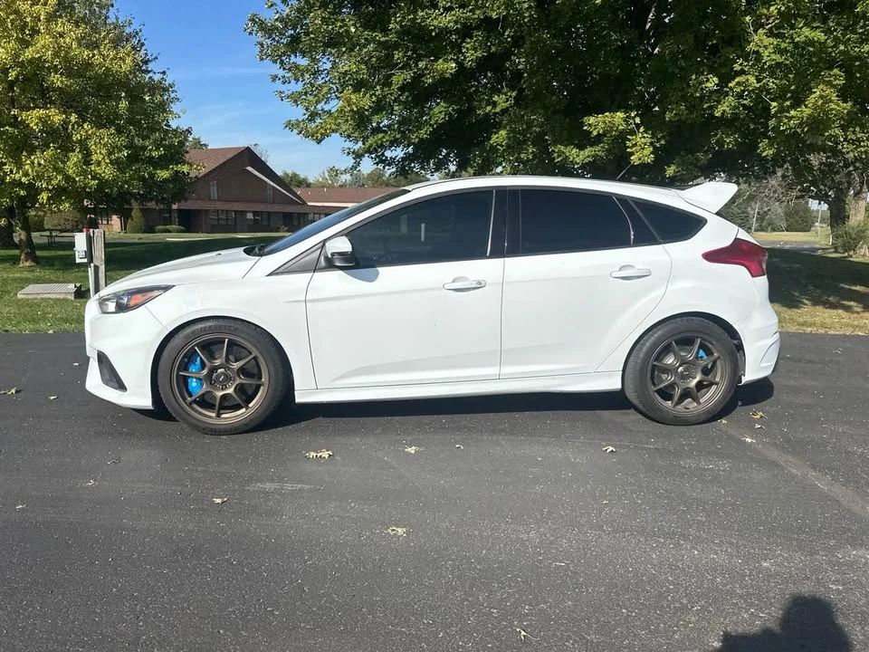 2017 Ford Focus RS 3rd Gen - Image 2 of 18