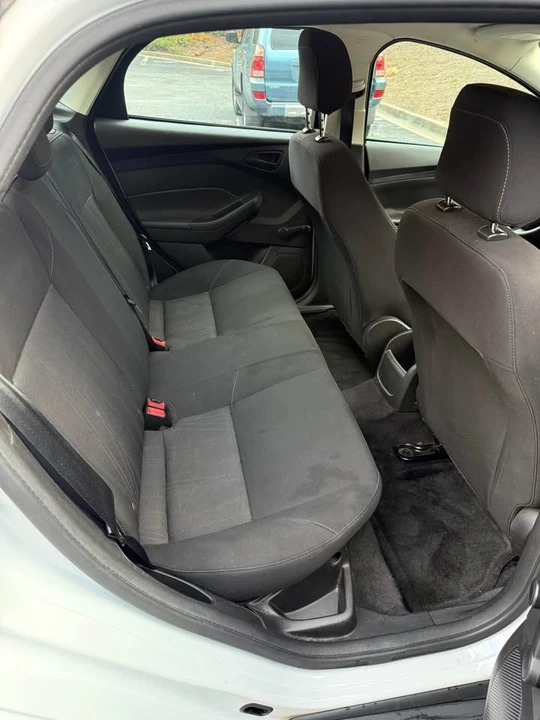 2017 Ford Focus 3rd Gen - Image 6 of 9