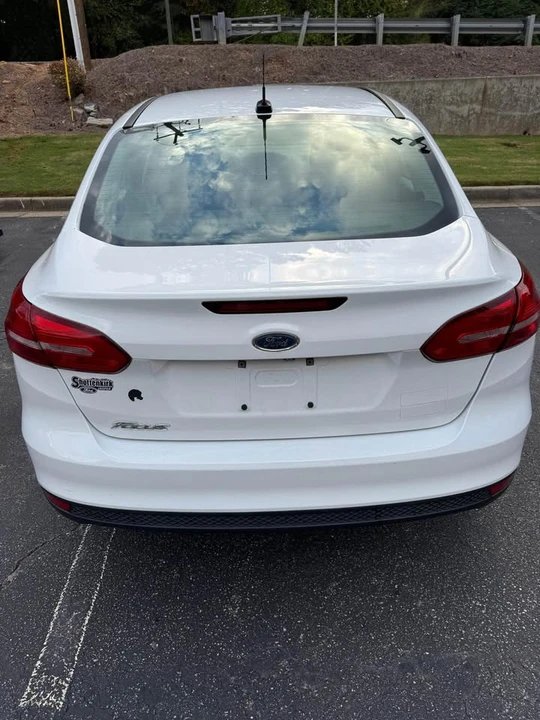 2017 Ford Focus 3rd Gen - Image 2 of 9