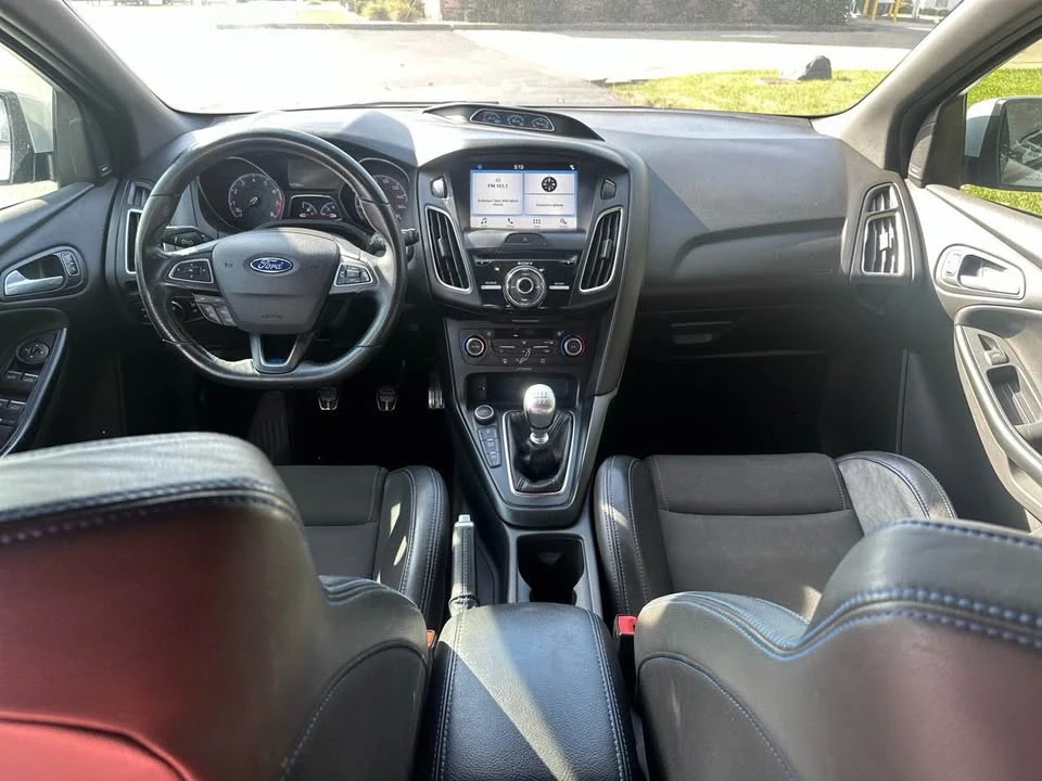 2017 Ford Focus RS 3rd Gen - Image 9 of 18