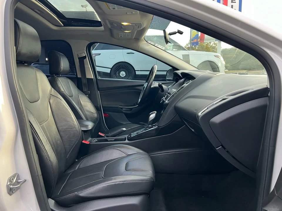 2017 Ford Focus 3rd Gen - Image 16 of 19