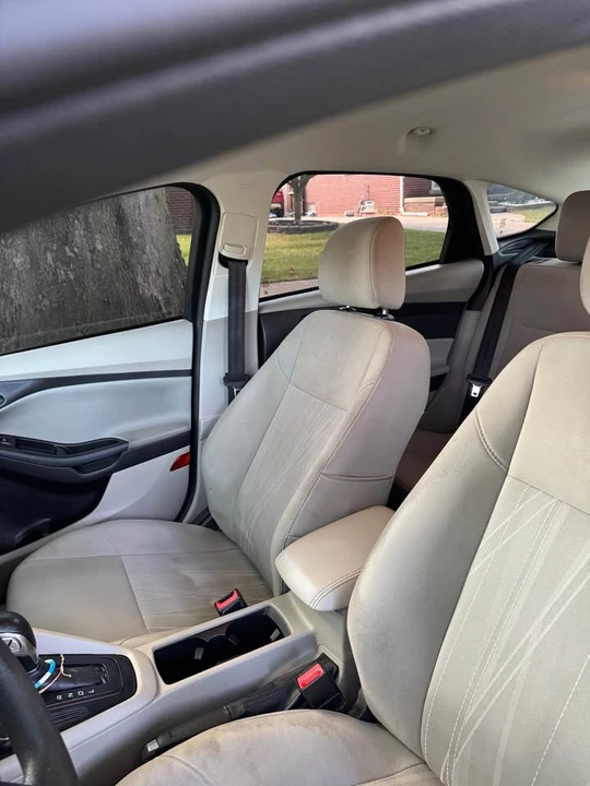 2017 Ford Focus 3rd Gen - Image 9 of 11