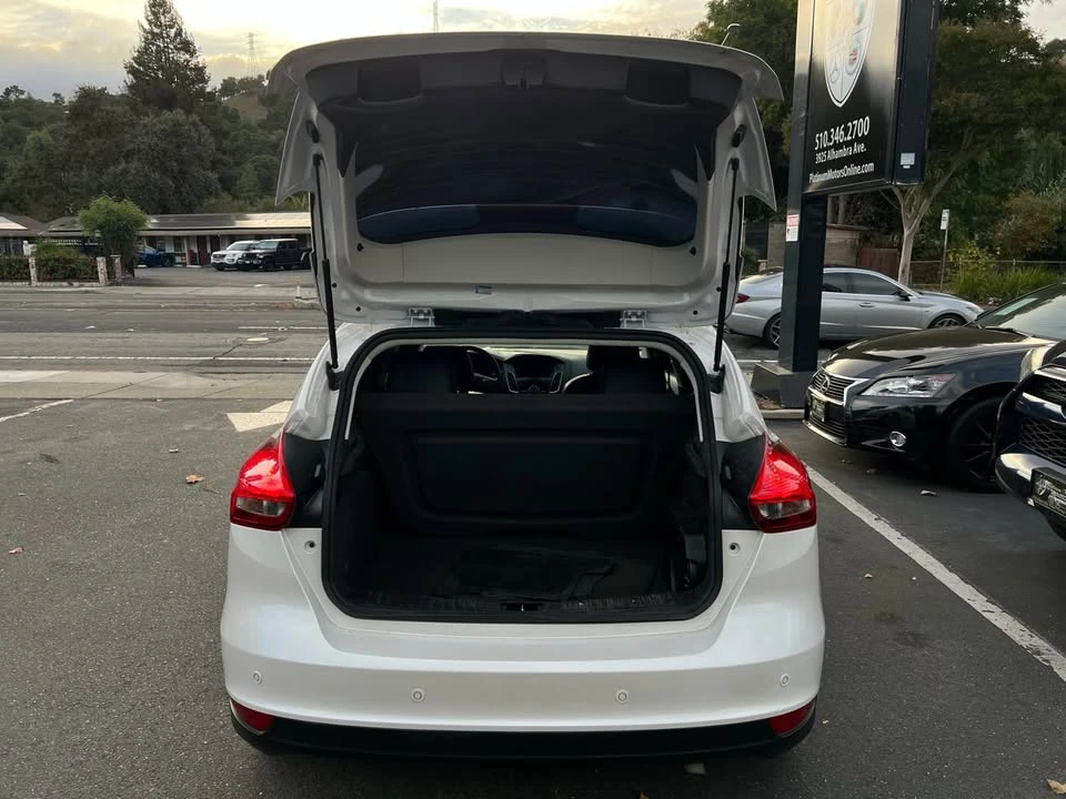 2017 Ford Focus 3rd Gen - Image 5 of 19