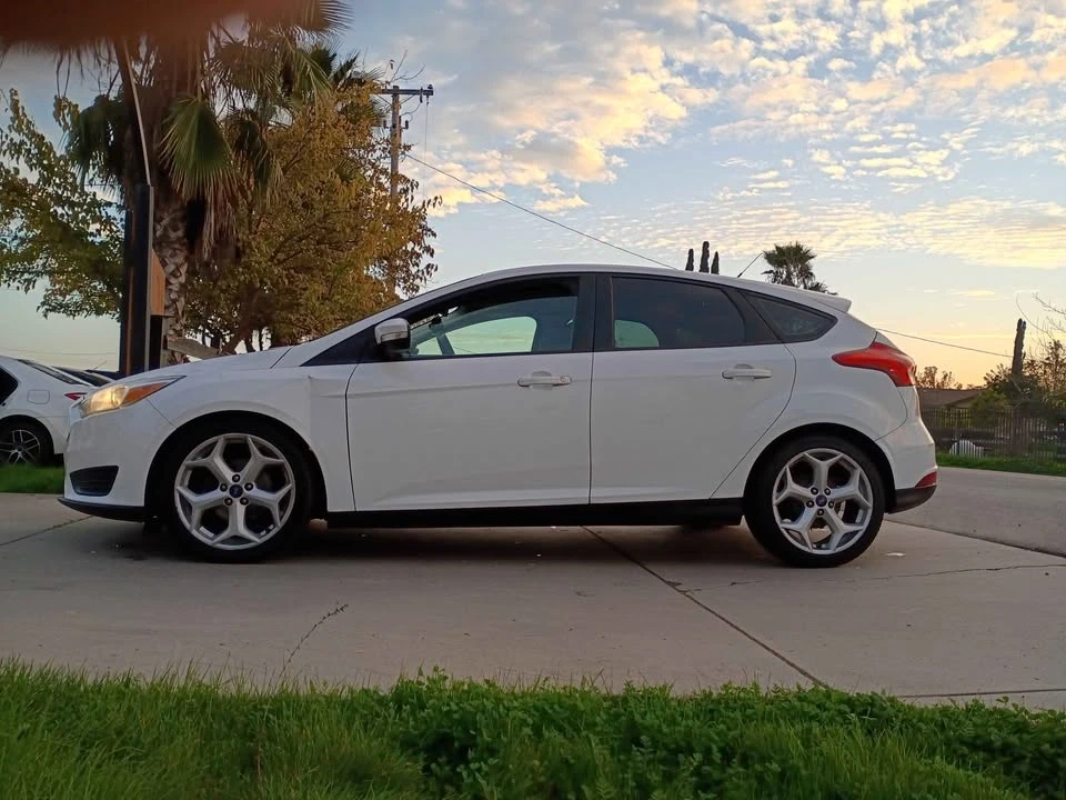 2017 Ford Focus 3rd Gen - Image 9 of 20
