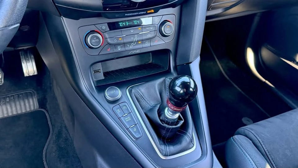 2017 Ford Focus RS 3rd Gen - Image 16 of 20