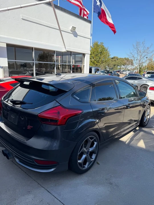 2017 Ford Focus 3rd Gen - Image 6 of 8