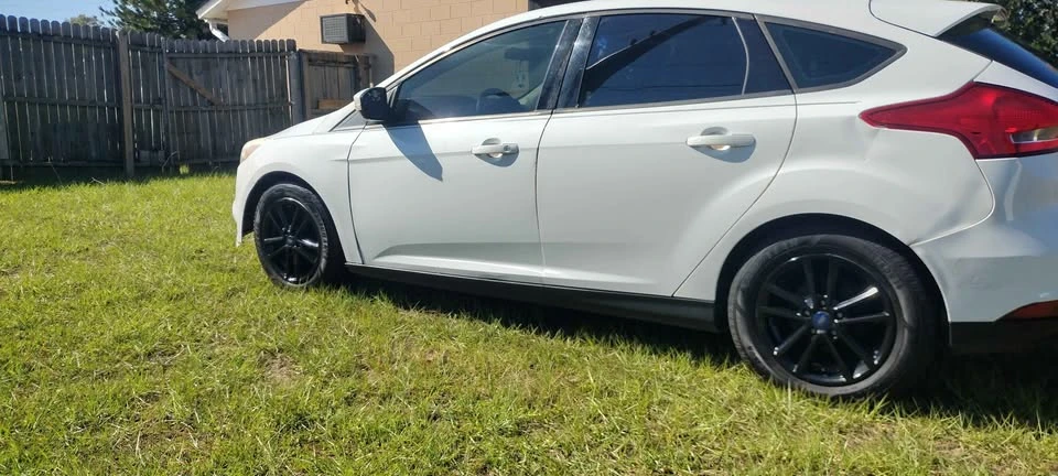 2017 Ford Focus 3rd Gen - Image 4 of 9