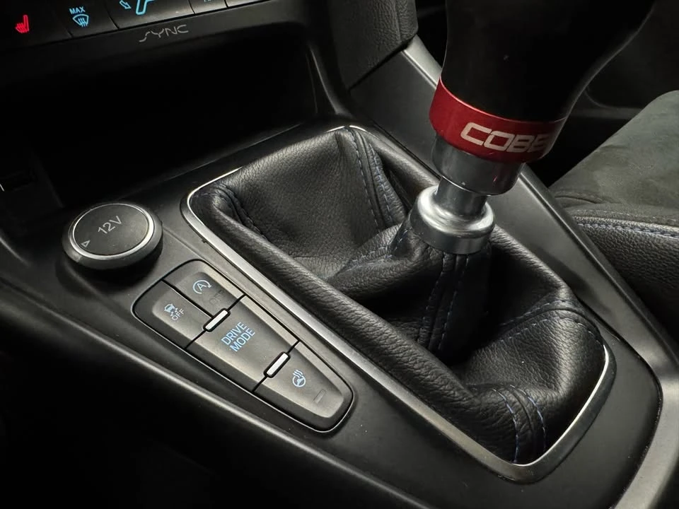 2017 Ford Focus RS 3rd Gen - Image 16 of 19
