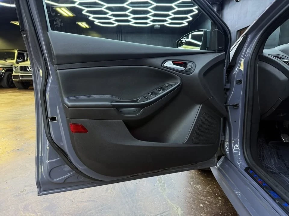 2017 Ford Focus RS 3rd Gen - Image 12 of 20