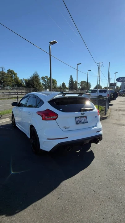 2017 Ford Focus RS 3rd Gen - Image 5 of 6