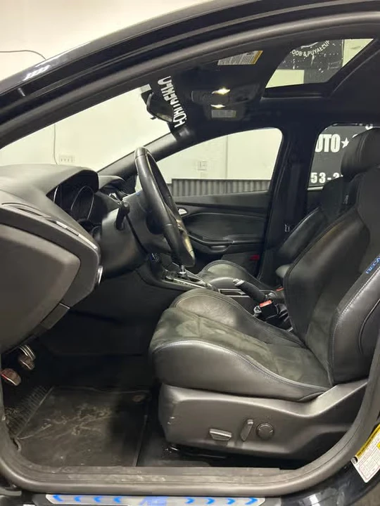 2017 Ford Focus RS 3rd Gen - Image 7 of 13