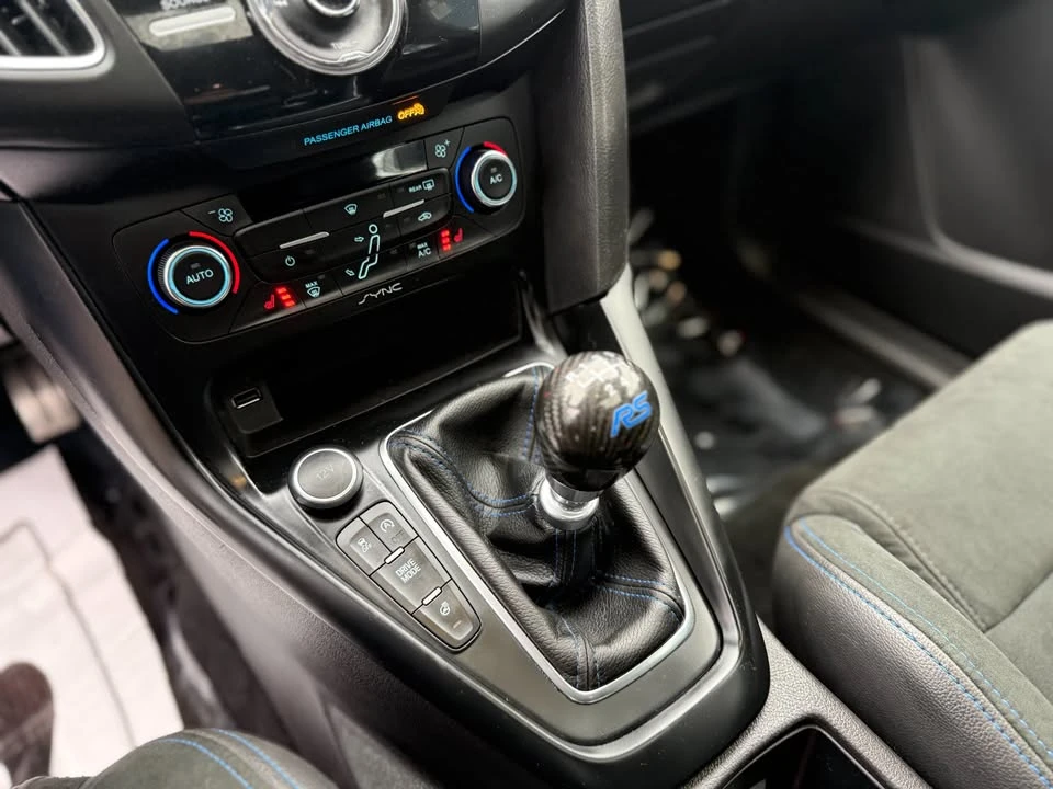 2017 Ford Focus RS 3rd Gen - Image 11 of 16