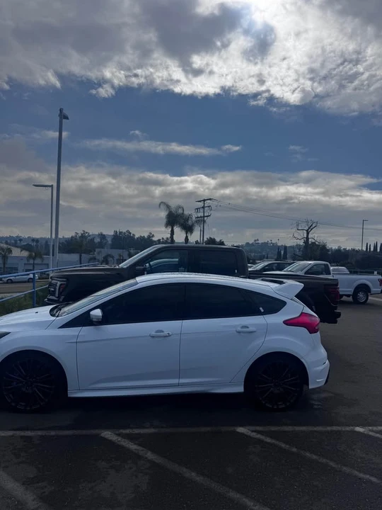 2017 Ford Focus RS 3rd Gen - Image 2 of 8