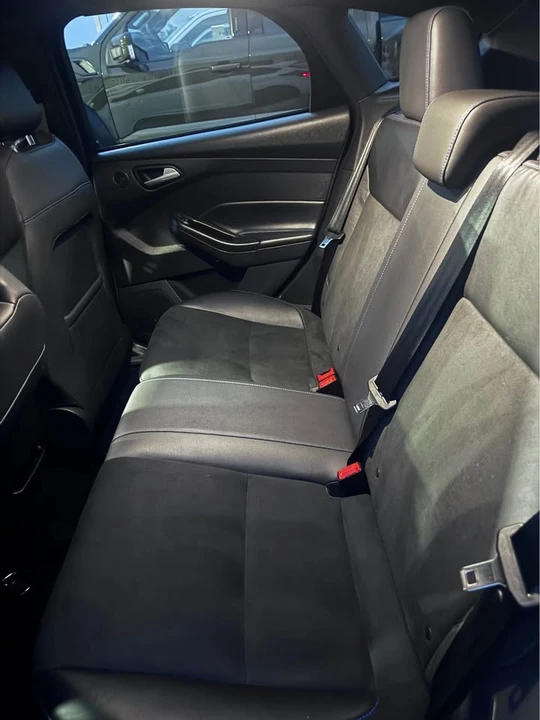 2017 Ford Focus RS 3rd Gen - Image 7 of 8