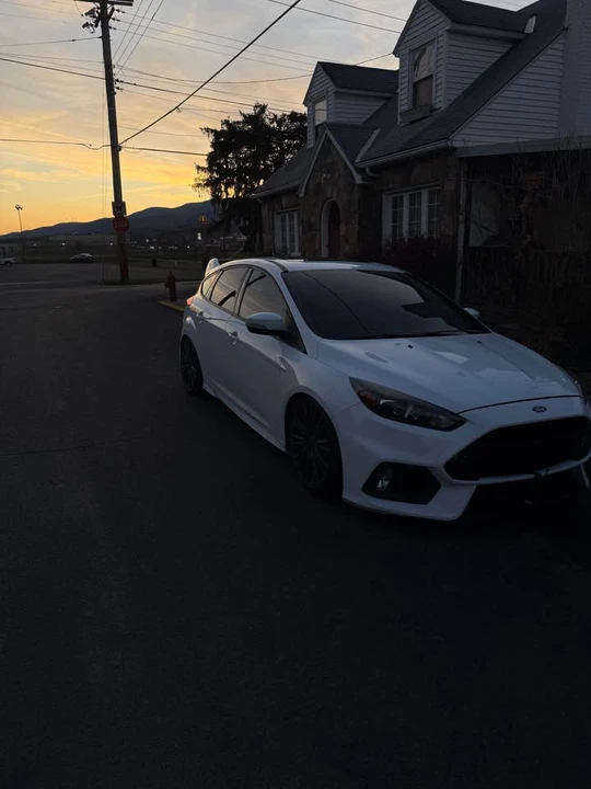 2017 Ford Focus RS 3rd Gen - Image 3 of 4